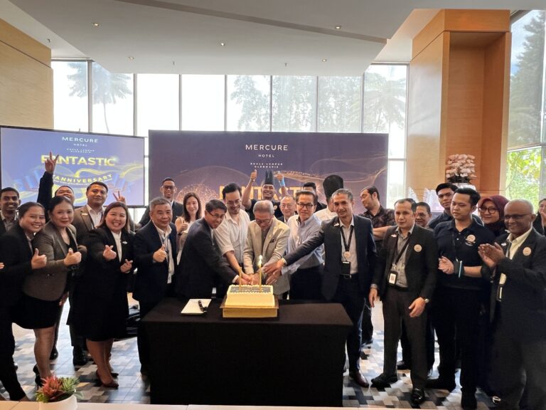 Read more about the article Mercure Kuala Lumpur Glenmarie Celebrates Fantastic Four Years of Growth,Resilience, and Team Excellence