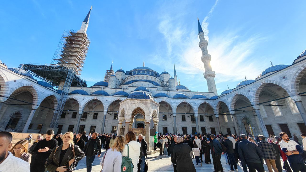 Istanbul Uncovered: 10 Experiences That Define the City