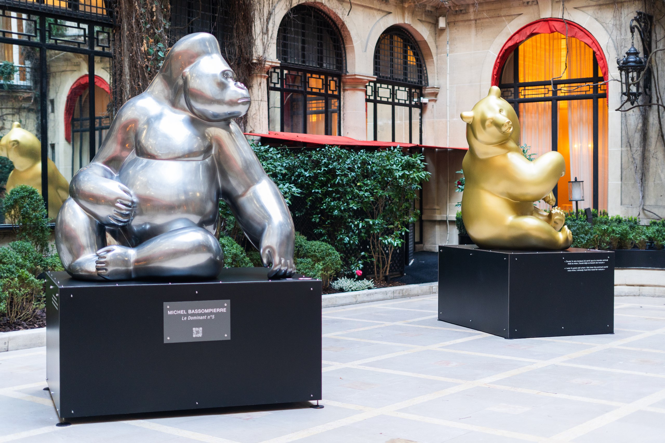 Hôtel Plaza Athénée Showcases Michel Bassompierre’s Sculptural Masterpieces in Paris