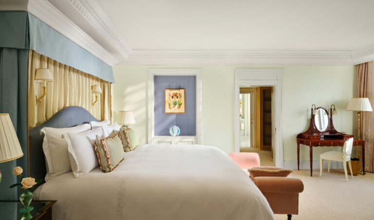Read more about the article The Dorchester Reveals Royal Suite