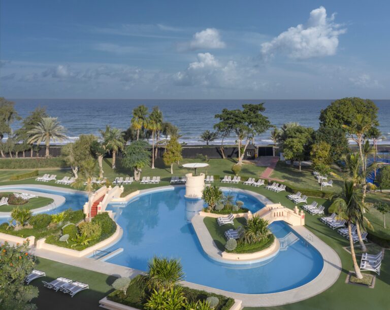 Read more about the article 7 Reasons Why You Must Experience a Stay at InterContinental Muscat