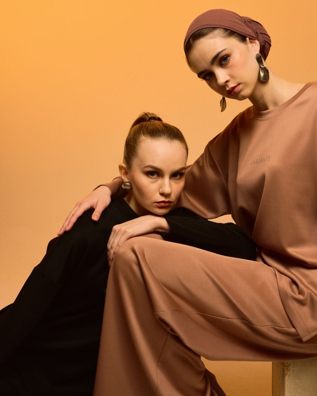 Read more about the article VARIANTE Unveils ‘Urban Edit’ Collection: A Masterclass in Modern Modest Elegance
