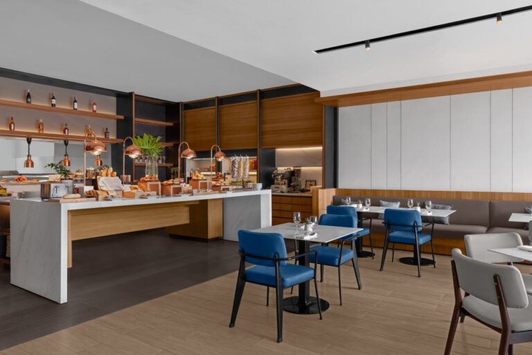 Read more about the article 3 Reasons We Love the All-Day Dining at Fairfield by Marriott Cebu Mandaue City