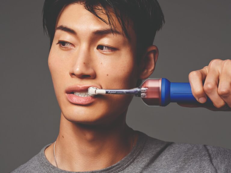 Read more about the article Dyson CameraJet: The only toothbrush with a camera and a jet
